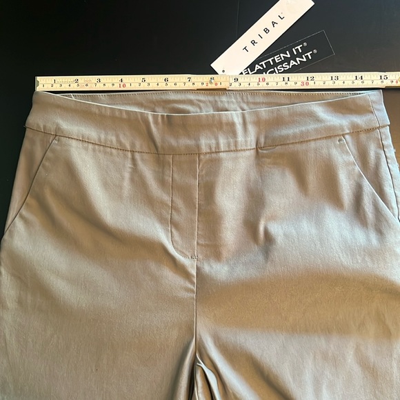 Tribal Audrey capris w/pockets/seasonal essentials “flatten it” technology -NWT - Picture 8 of 16